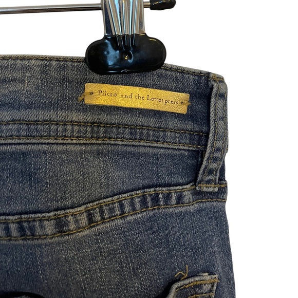 Pilcro and the Letterpress Anthropologie Slim Straight Embellished Jeans 27 - Picture 7 of 8